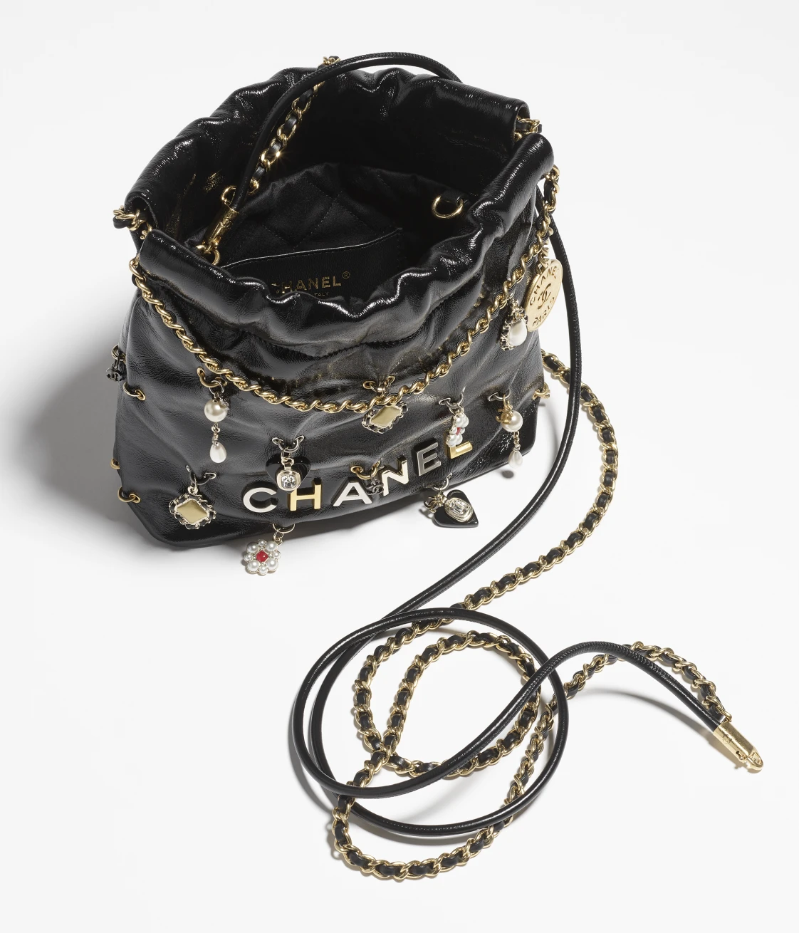 CHANEL 22 MINI HANDBAG